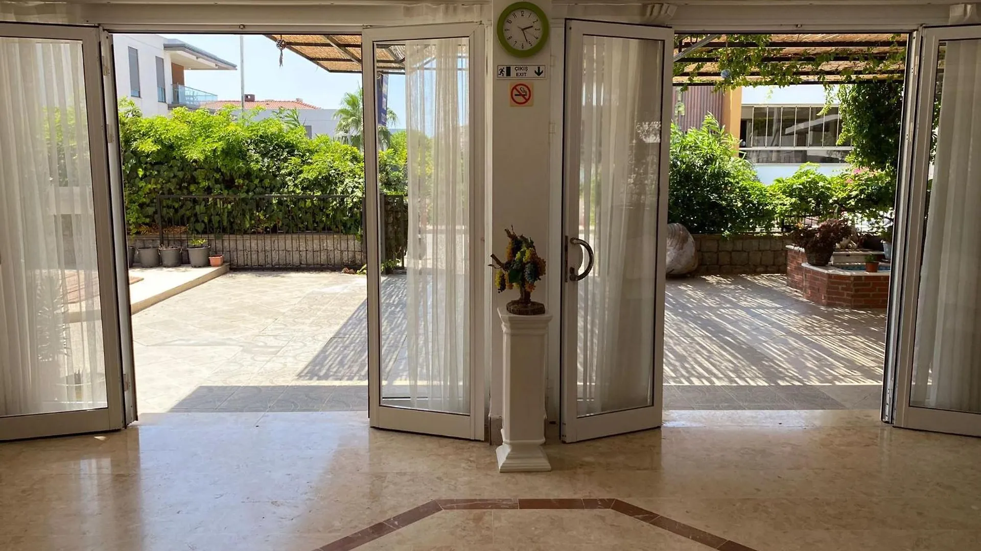 Fora Apart Otel Çeşme Turecko