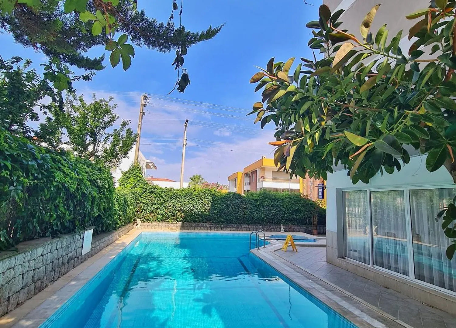 Fora Apart Otel Cesme