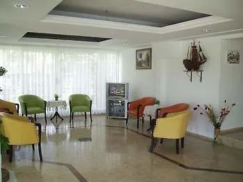 Fora Apart Otel Çeşme Türkiye