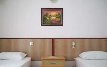 Fora Apart Otel Cesme