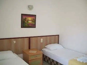 Fora Apart Otel Çeşme