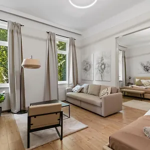 buradan rezervasyon yapın
